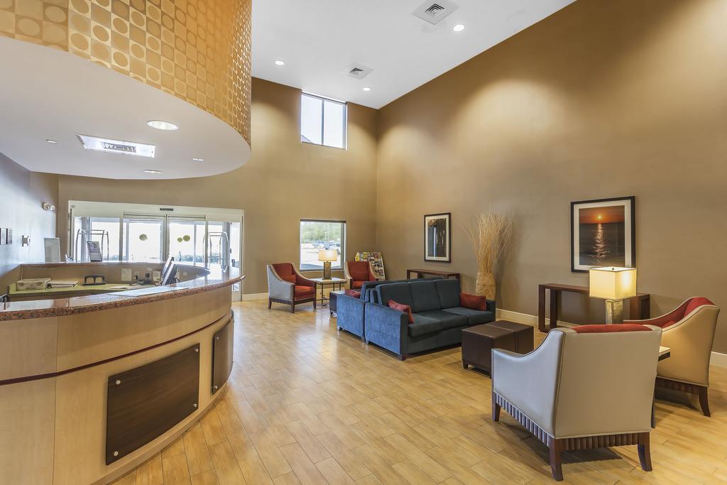 Comfort Suites Suffolk - Chesapeake Exteriör bild