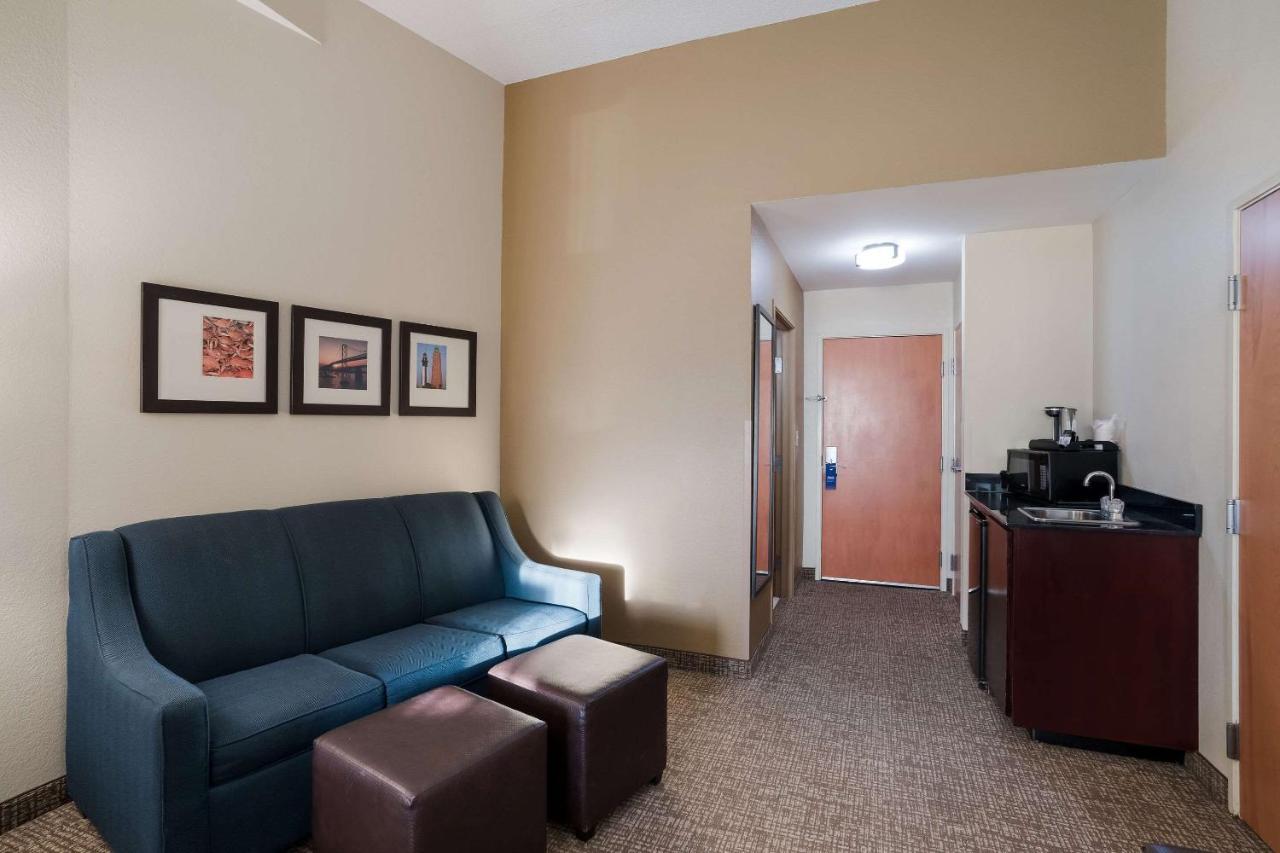 Comfort Suites Suffolk - Chesapeake Exteriör bild