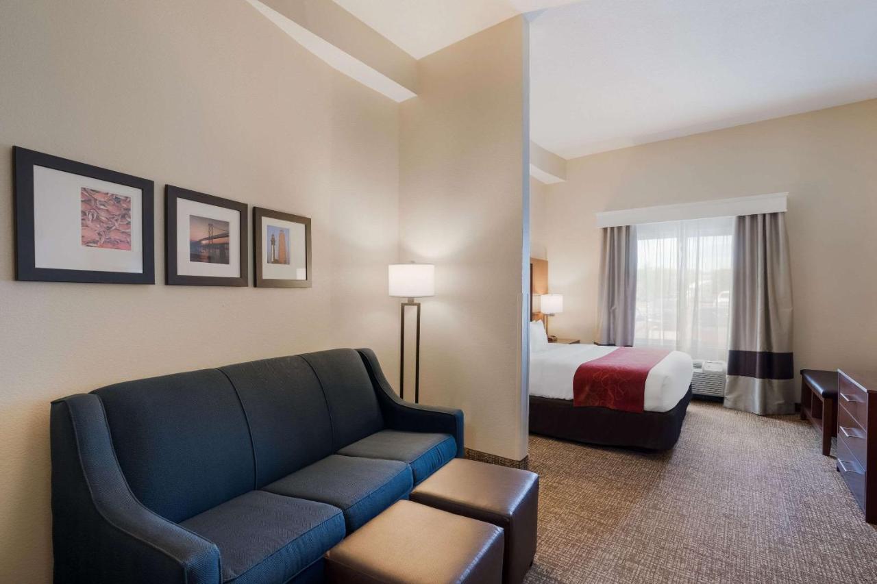 Comfort Suites Suffolk - Chesapeake Exteriör bild