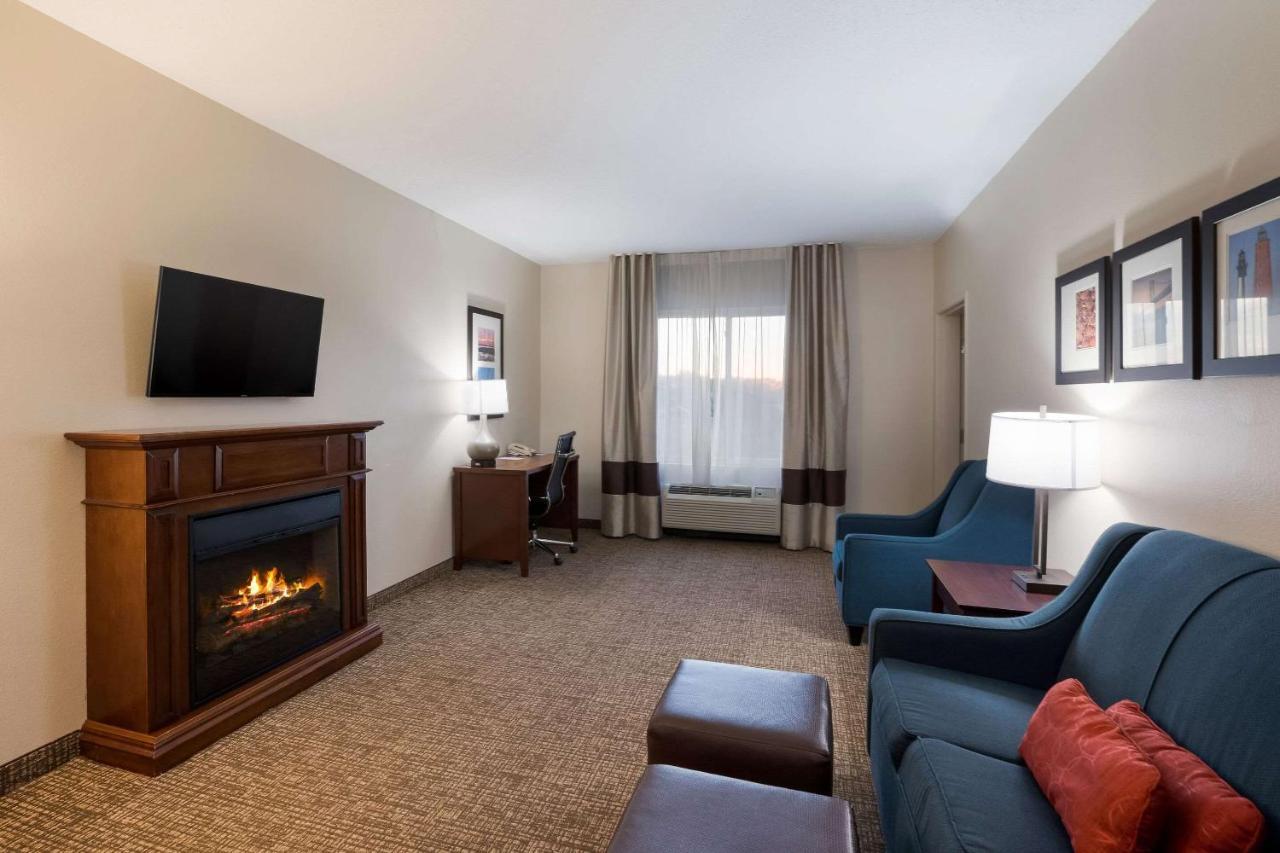 Comfort Suites Suffolk - Chesapeake Exteriör bild