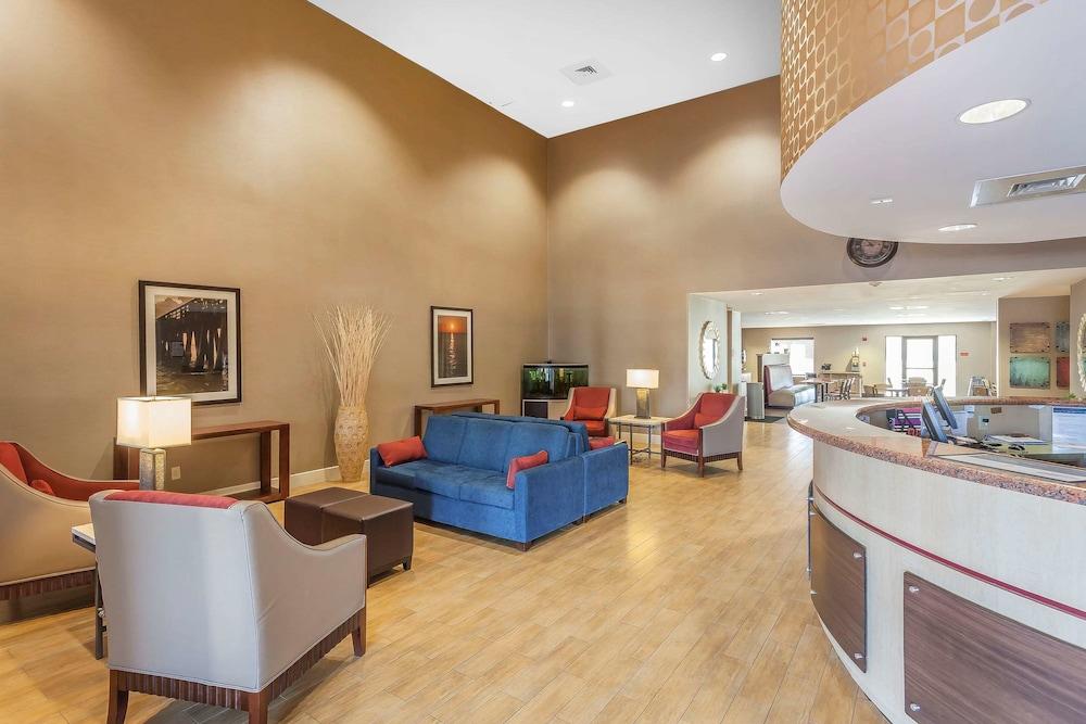 Comfort Suites Suffolk - Chesapeake Exteriör bild
